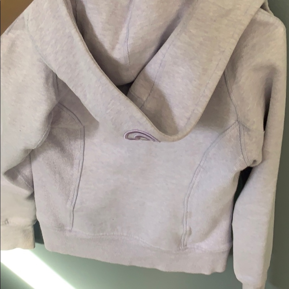 Light purple lululeomon scuba jacket